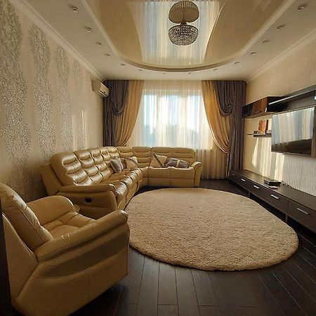 Просторі Апартаменти Kiev Bagian luar foto